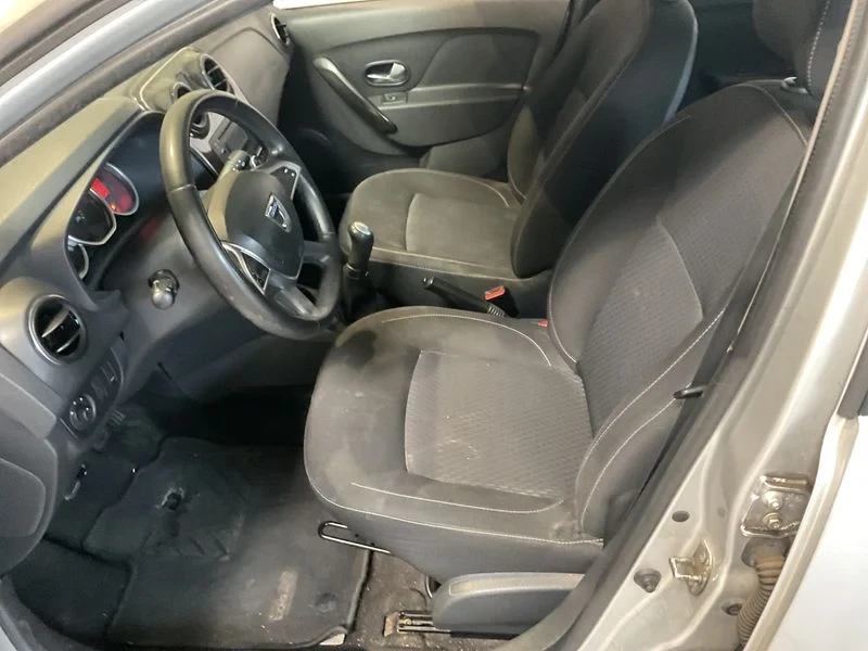 Dacia Logan MCV 1.5 dCi Laureate, снимка 3 - Автомобили и джипове - 55467689