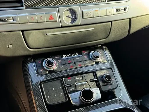 Audi S8 PLUS ЛИЗИНГ, снимка 12 - Автомобили и джипове - 56328120
