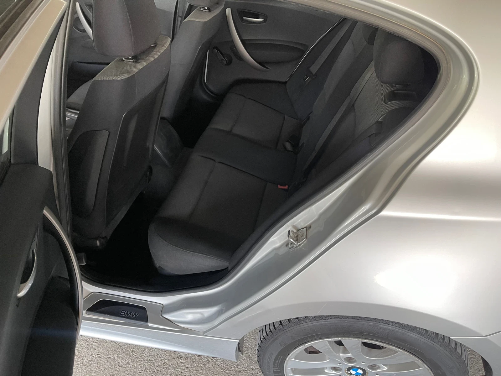 BMW 116 i ГАЗ КЛИМАТИК 4 ВРАТИ РЕГИСТРИРАНА ОБСЛУЖЕНА ТОП - изображение 8