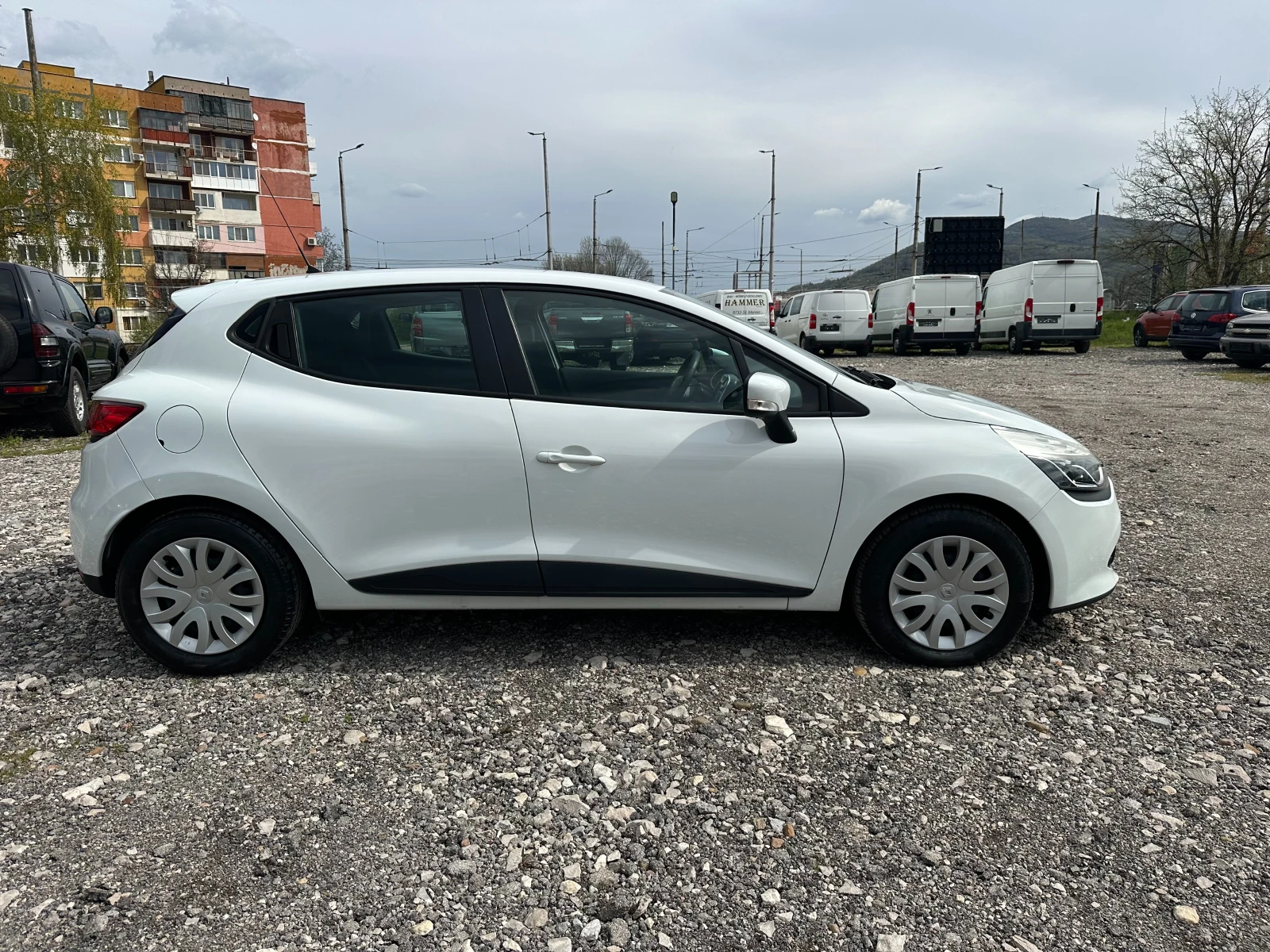 Renault Clio 1.5dci 90kc KLIMA NAVI - изображение 2