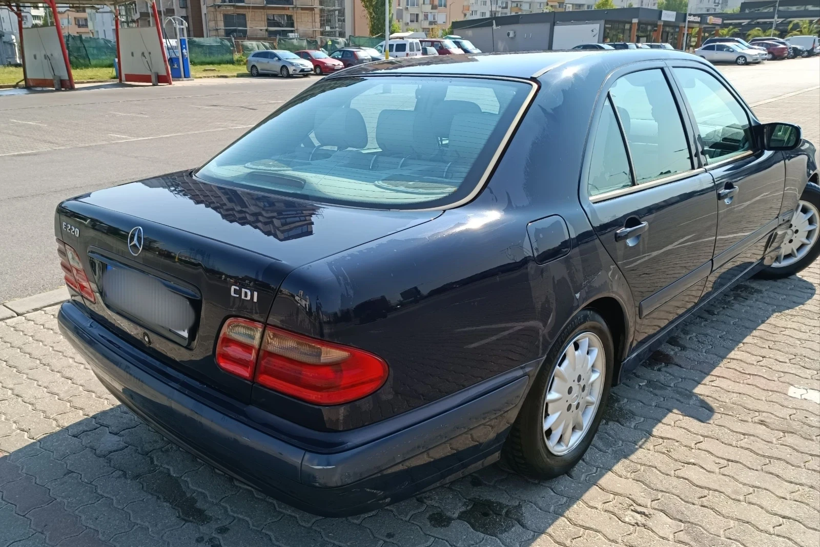 Mercedes-Benz E 220 CDI - изображение 2