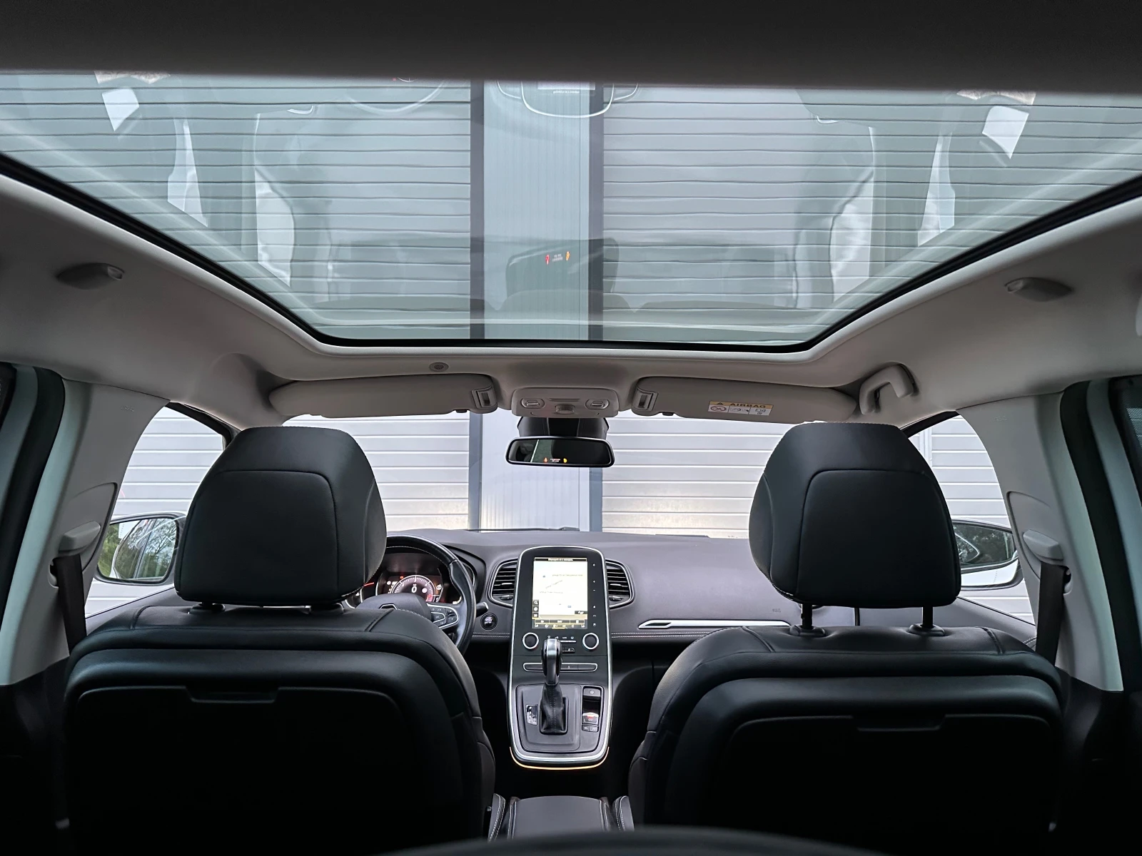 Renault Scenic АВТОМАТ ПАНОРАМА LED KEYLESS NAVI FULL | Mobile.bg — изображение 12