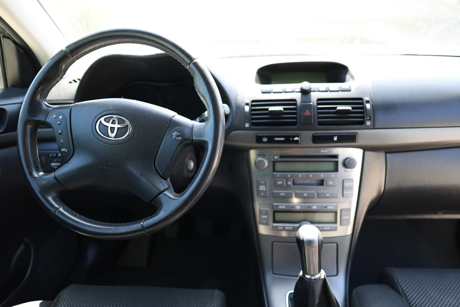 Toyota Avensis T25 - изображение 9