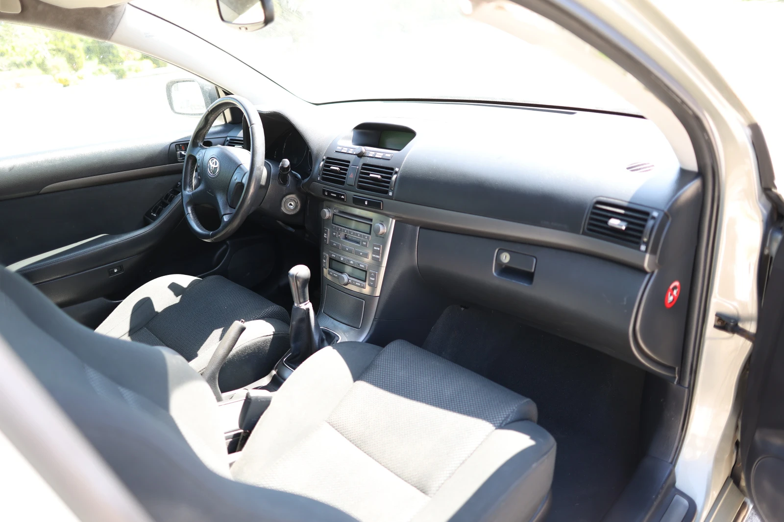 Toyota Avensis T25 - изображение 8