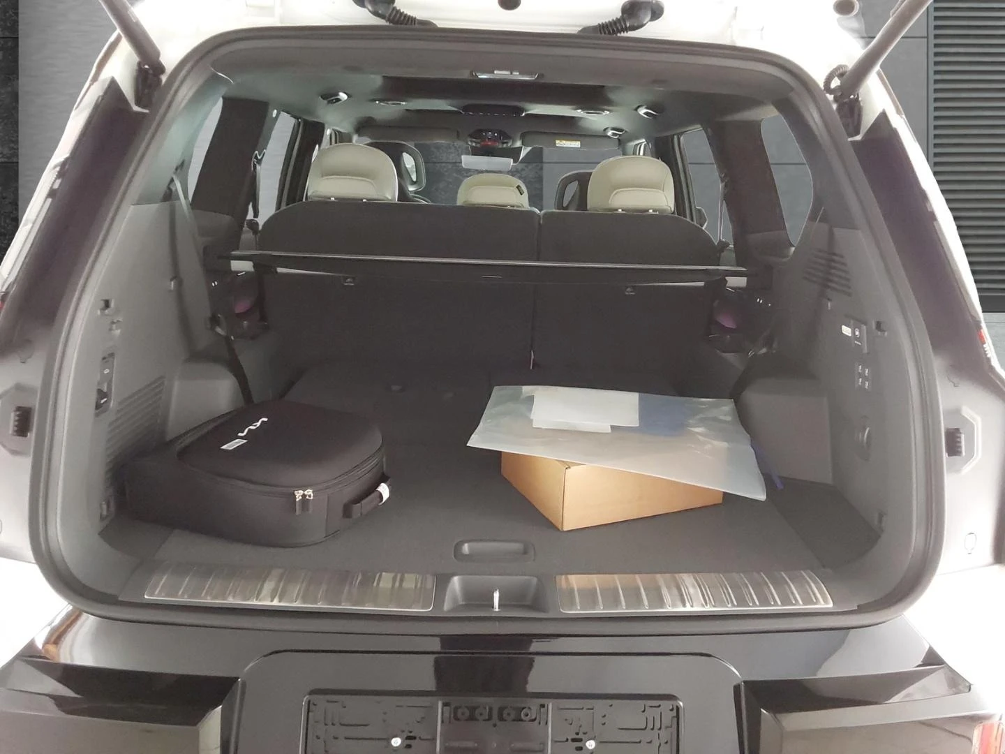 Kia EV9 GT-LINE AWD MATRIX PANO MERIDIAN HEAD UP 7- | Mobile.bg   15