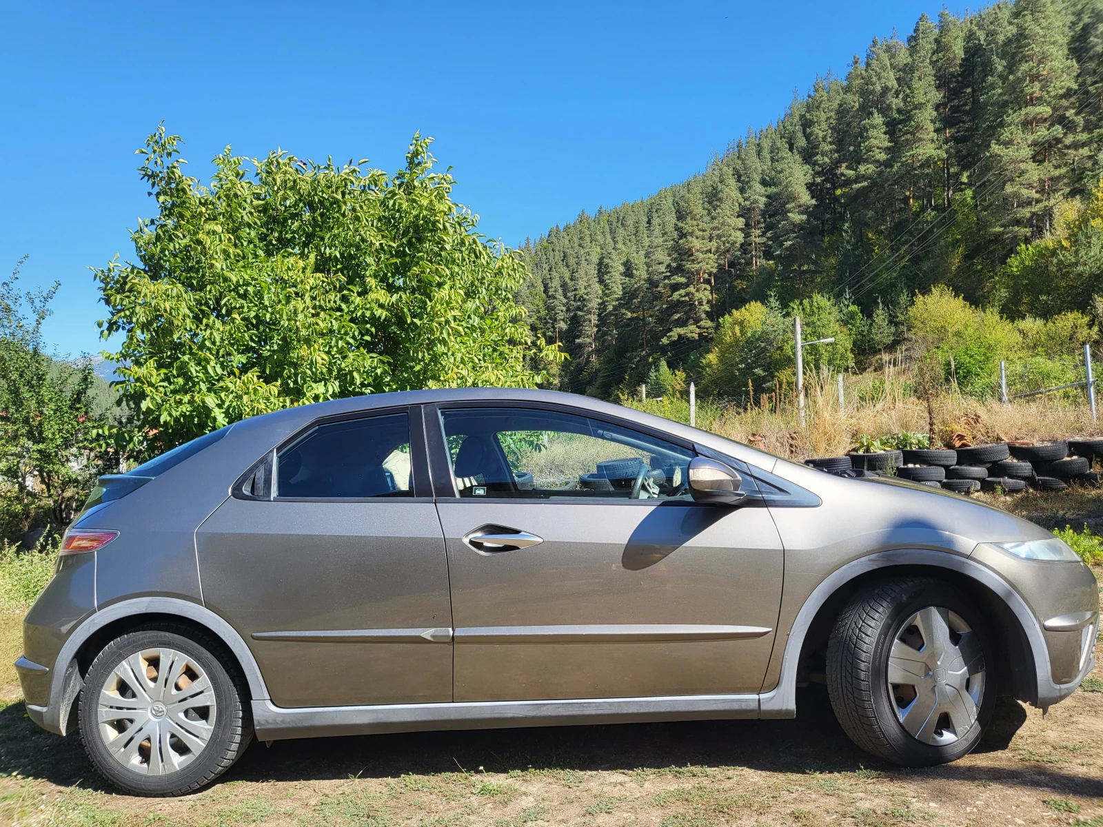 Honda Civic 1.4 i-Shift - изображение 8