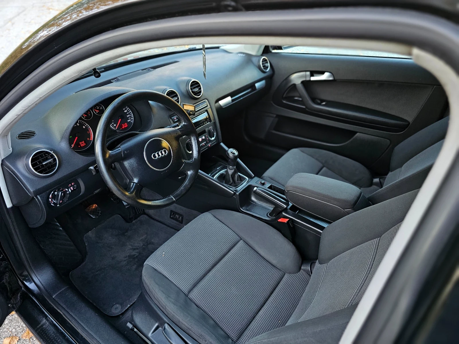 Audi A3 1.6 102hp  | Mobile.bg   8