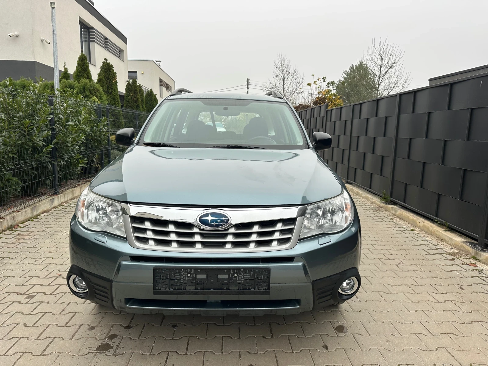 Subaru Forester 2.0-БЕНЗИН-150к.с - изображение 2