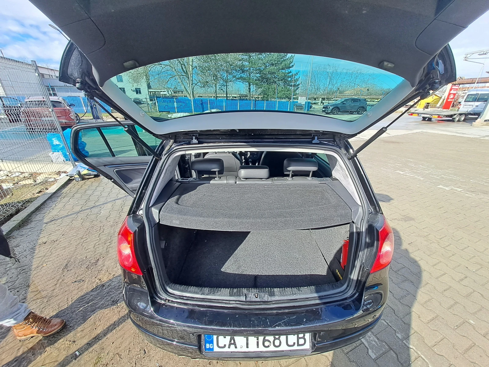 VW Golf 5 - изображение 10