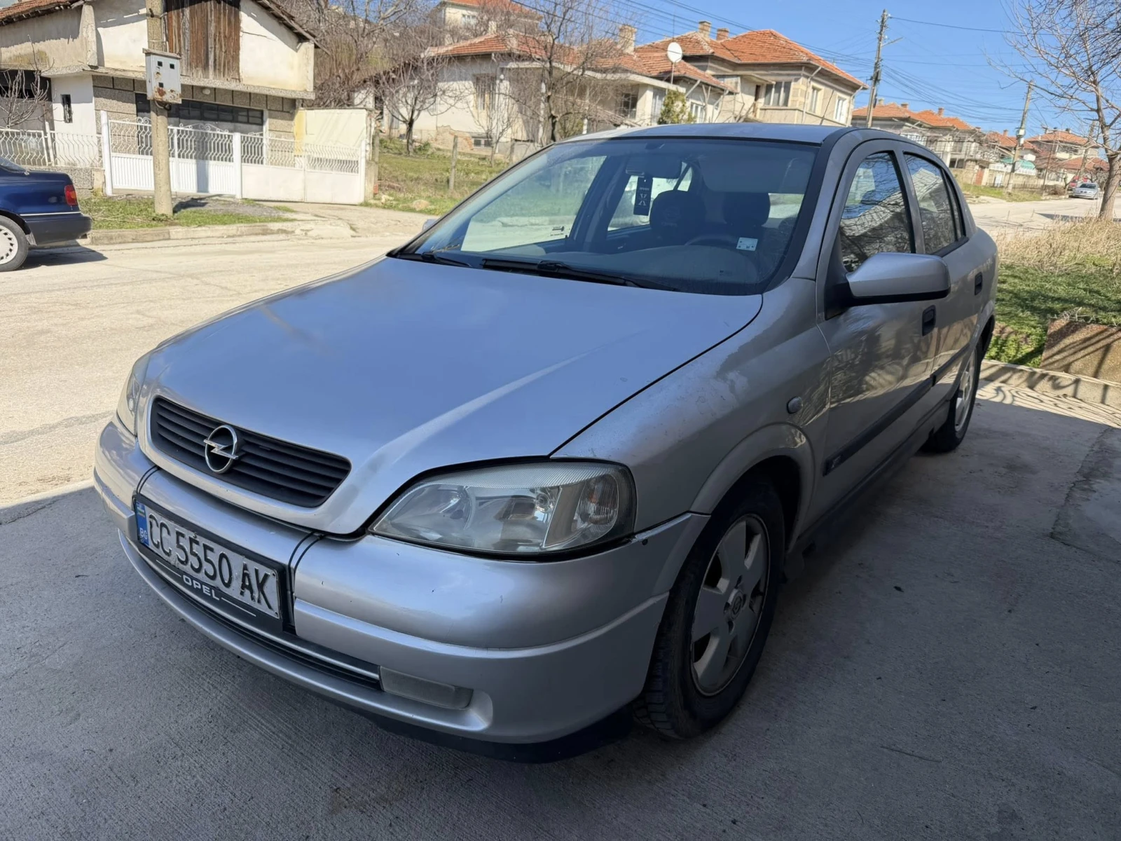 Opel Astra G 1.6i 100кс FACELIFT КЛИМАТРОНИК, снимка 2 - Автомобили и джипове - 53769429