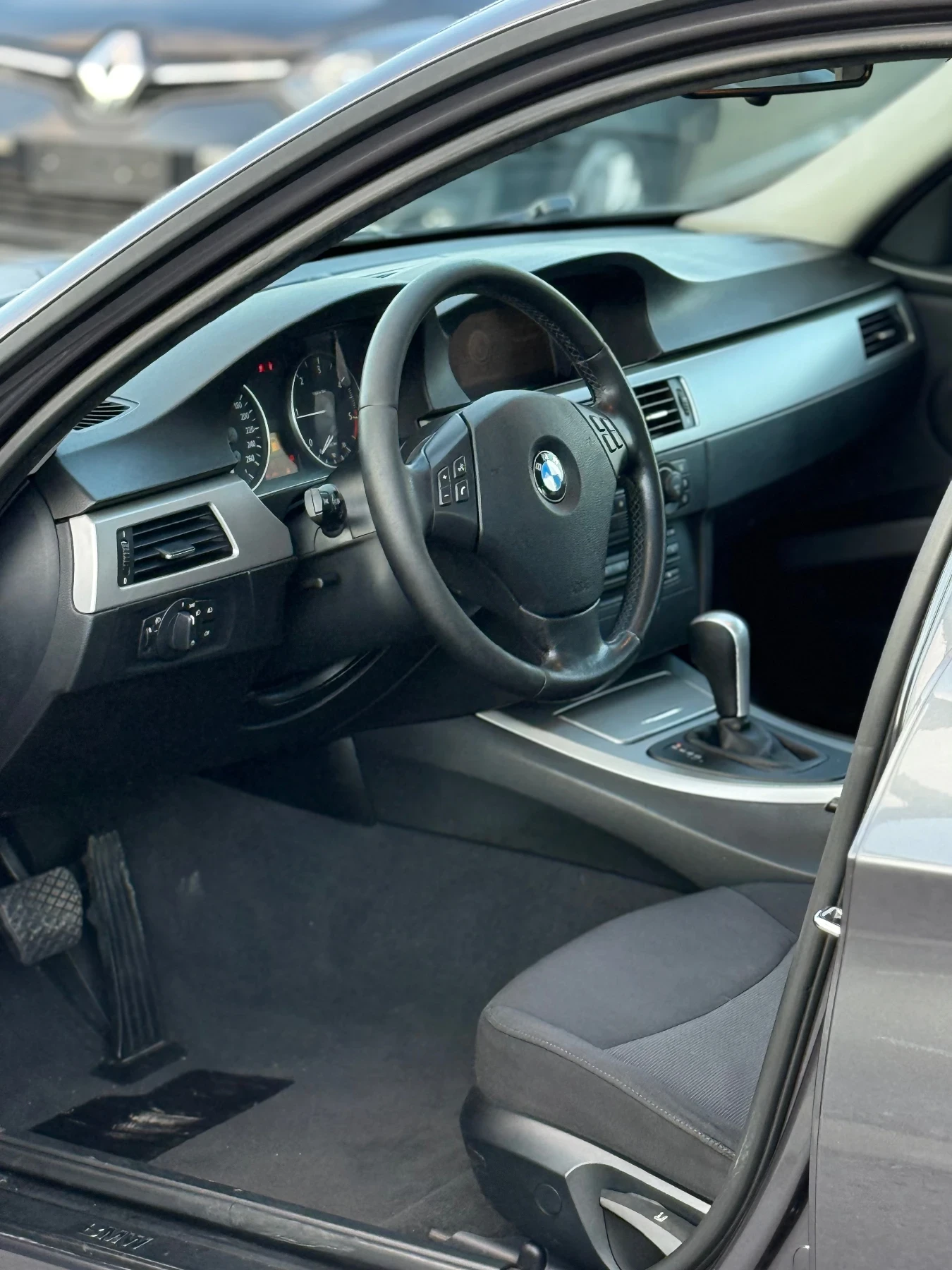 BMW 320 320D NAVI AUTOMATIC, снимка 6 - Автомобили и джипове - 54101138