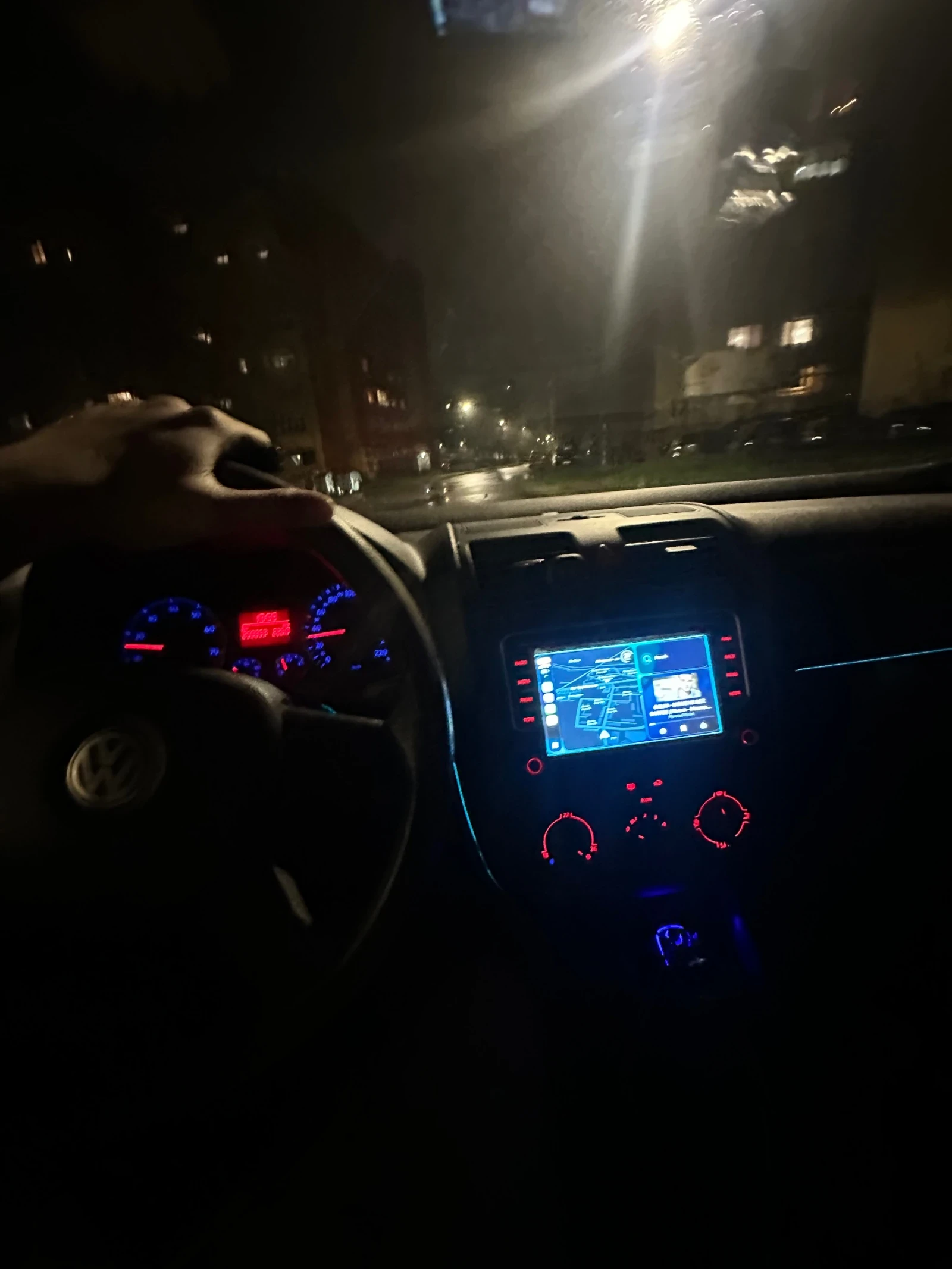 VW Golf 1, 4 бензин, снимка 8 - Автомобили и джипове - 54259359