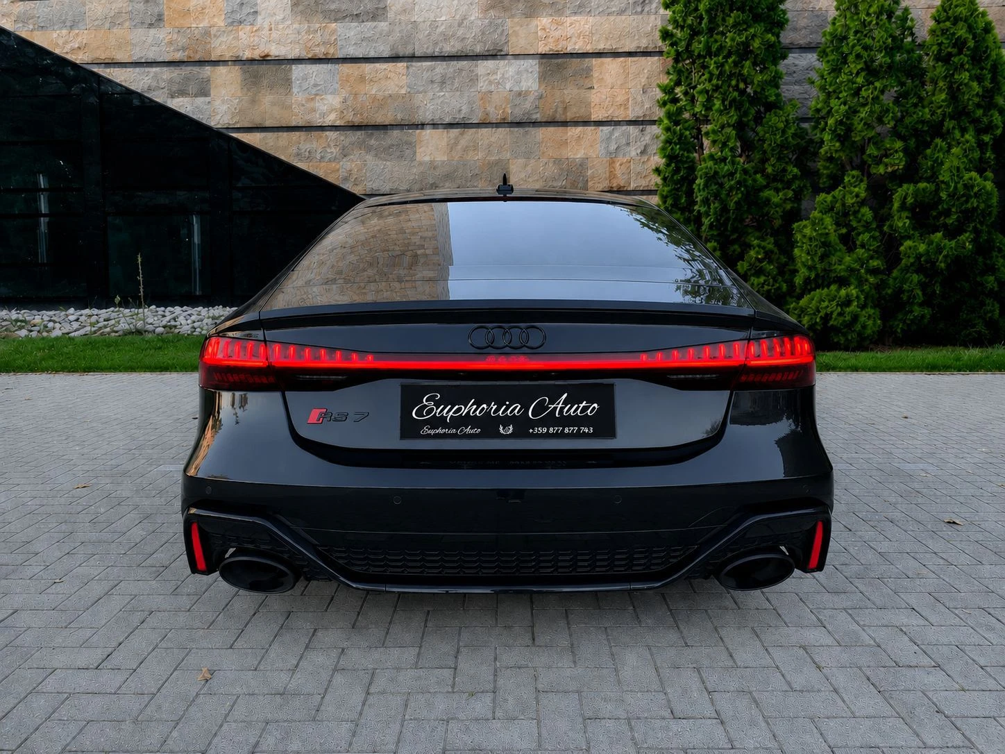 Audi Rs7 * ABT 720HP* PANO* SHADOW LINE* MASSAGE* ГАРАНЦИЯ, снимка 3 - Автомобили и джипове - 54586392