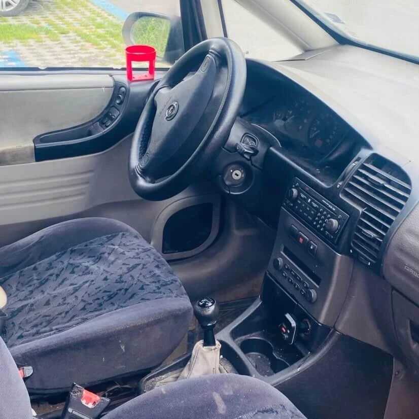 Opel Zafira, снимка 7 - Автомобили и джипове - 54627092