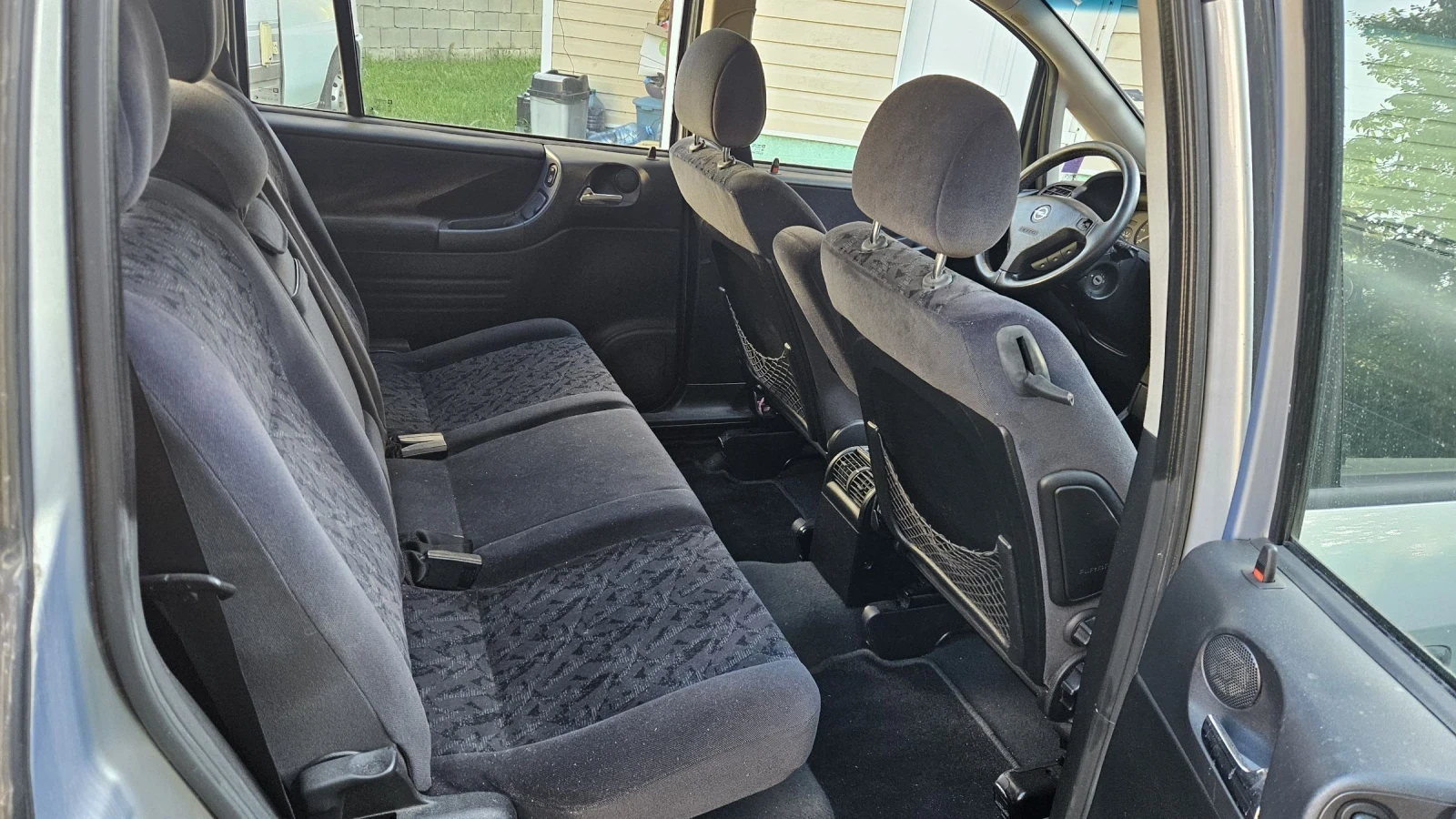 Opel Zafira, снимка 6 - Автомобили и джипове - 54825059