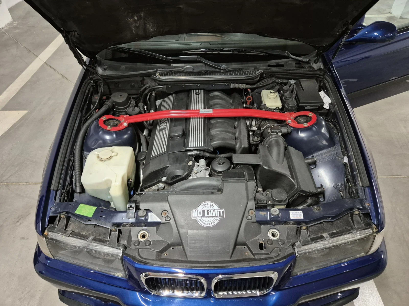 BMW 323 M Pack, снимка 9 - Автомобили и джипове - 55075457