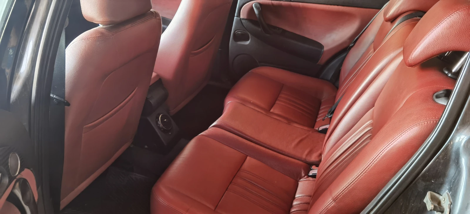 Alfa Romeo 147 1.9 jtd, снимка 3 - Автомобили и джипове - 55430798