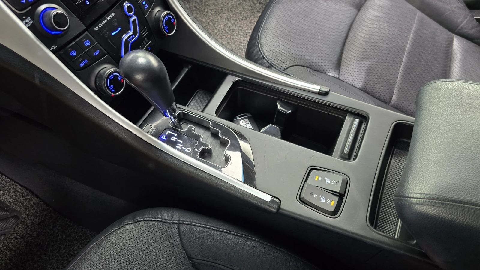 Hyundai Sonata КРАЙНА ЦЕНА, снимка 9 - Автомобили и джипове - 55496107