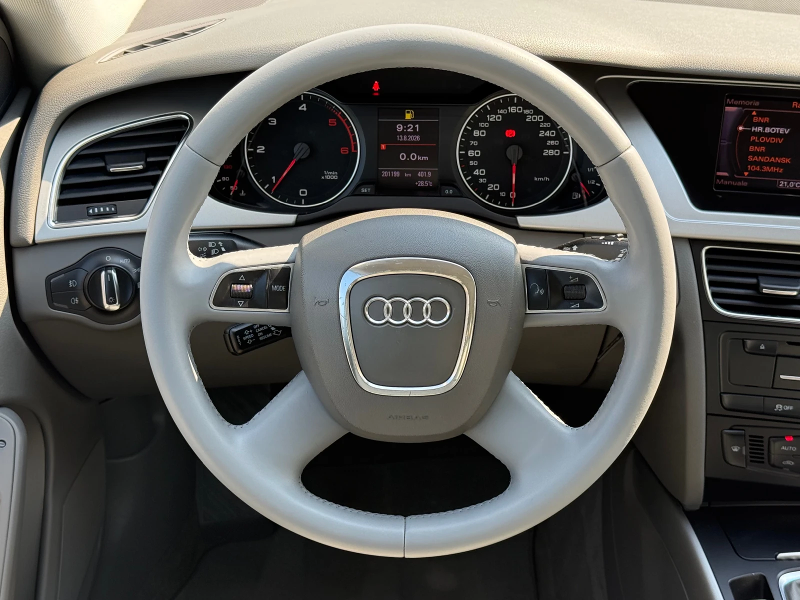 Audi A4 2.0TDI 140к.с. !!!100% РЕАЛНИ КИЛОМЕТРИ!!, снимка 12 - Автомобили и джипове - 55650574