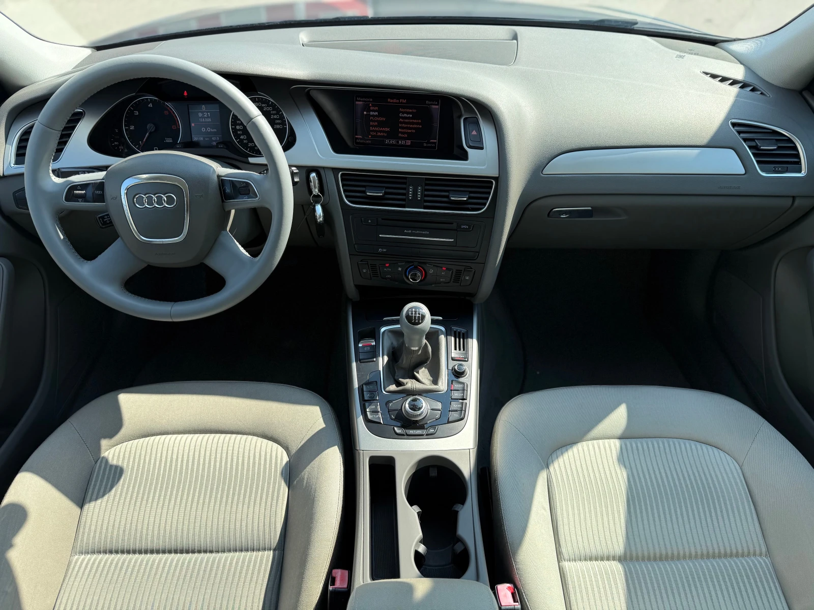 Audi A4 2.0TDI 140к.с. !!!100% РЕАЛНИ КИЛОМЕТРИ!!, снимка 11 - Автомобили и джипове - 55650574
