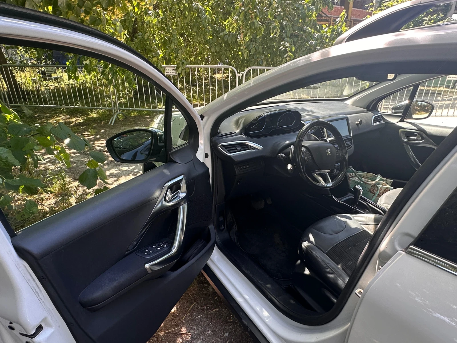 Peugeot 2008, снимка 7 - Автомобили и джипове - 55738907
