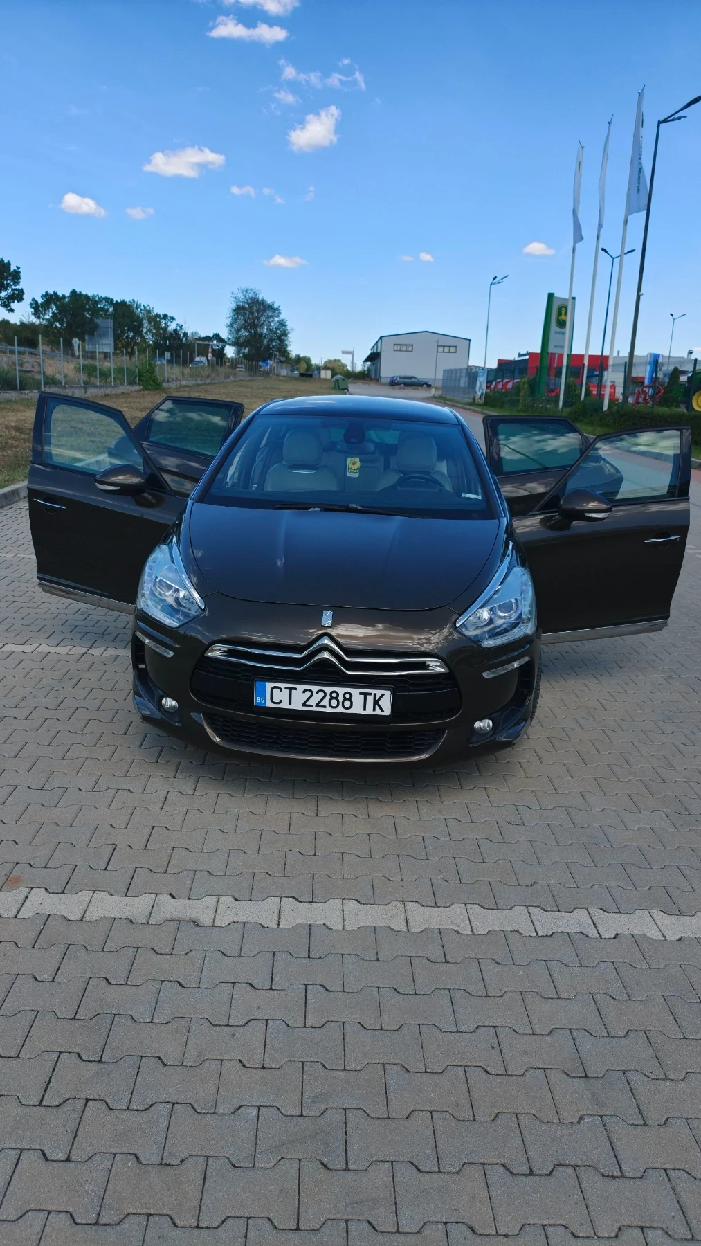 DS DS 5, снимка 12 - Автомобили и джипове - 55954922