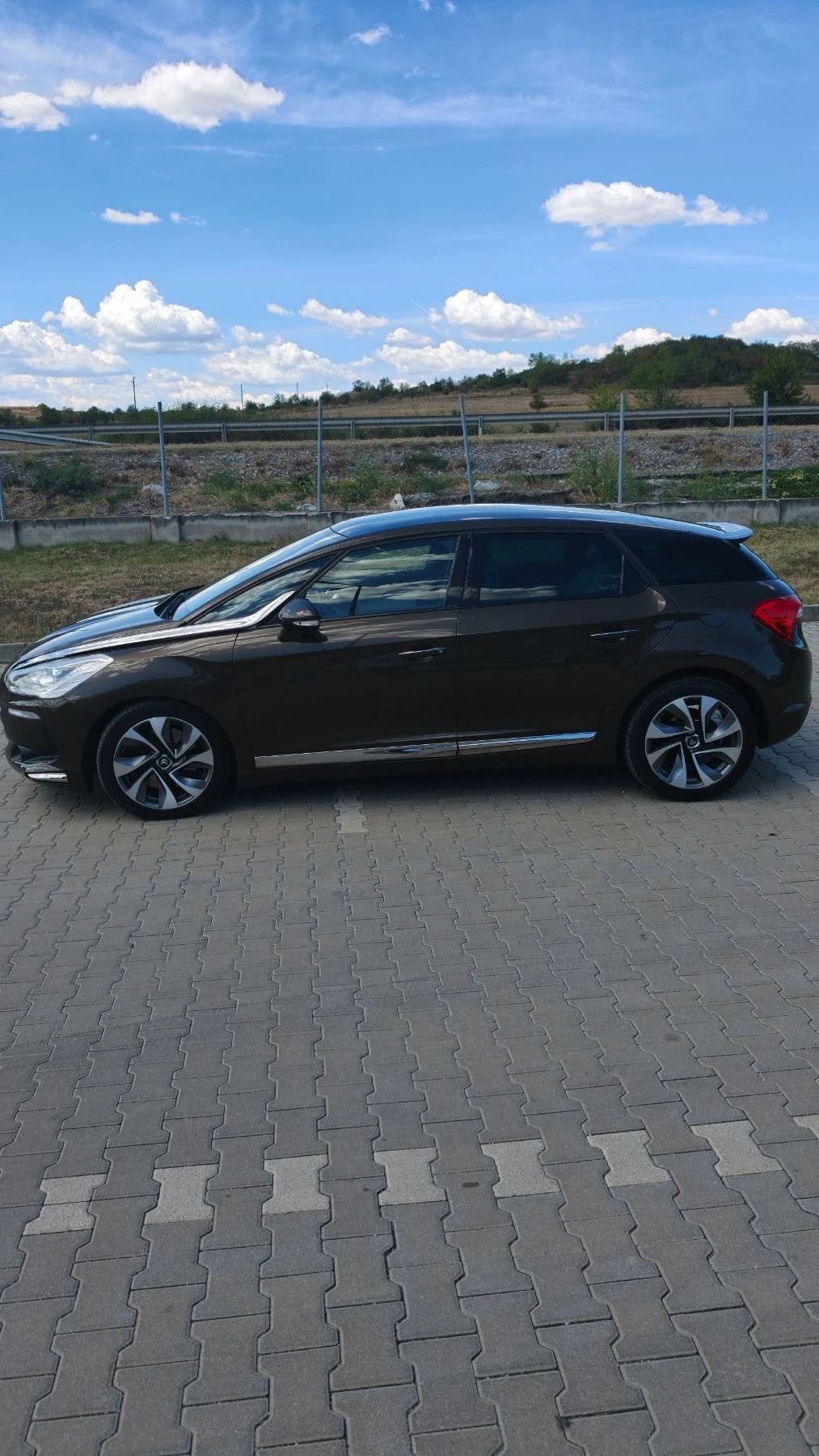 DS DS 5, снимка 6 - Автомобили и джипове - 55954922