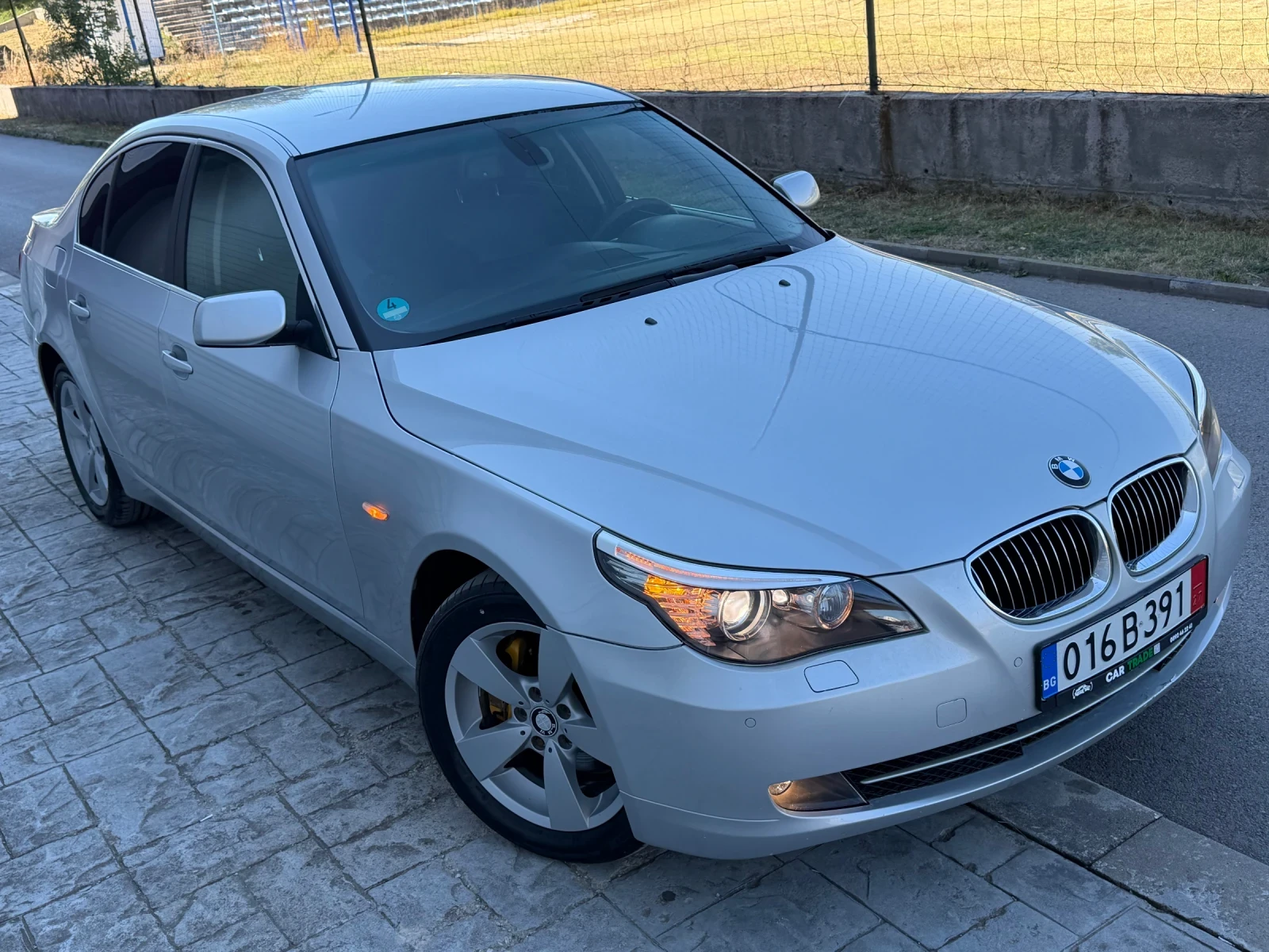 BMW 530 FACE/235/M57/КОЖА/АВТОМАТ/ПРИБИРАНЕ/НОВИ ГУМИ, снимка 5 - Автомобили и джипове - 56118219