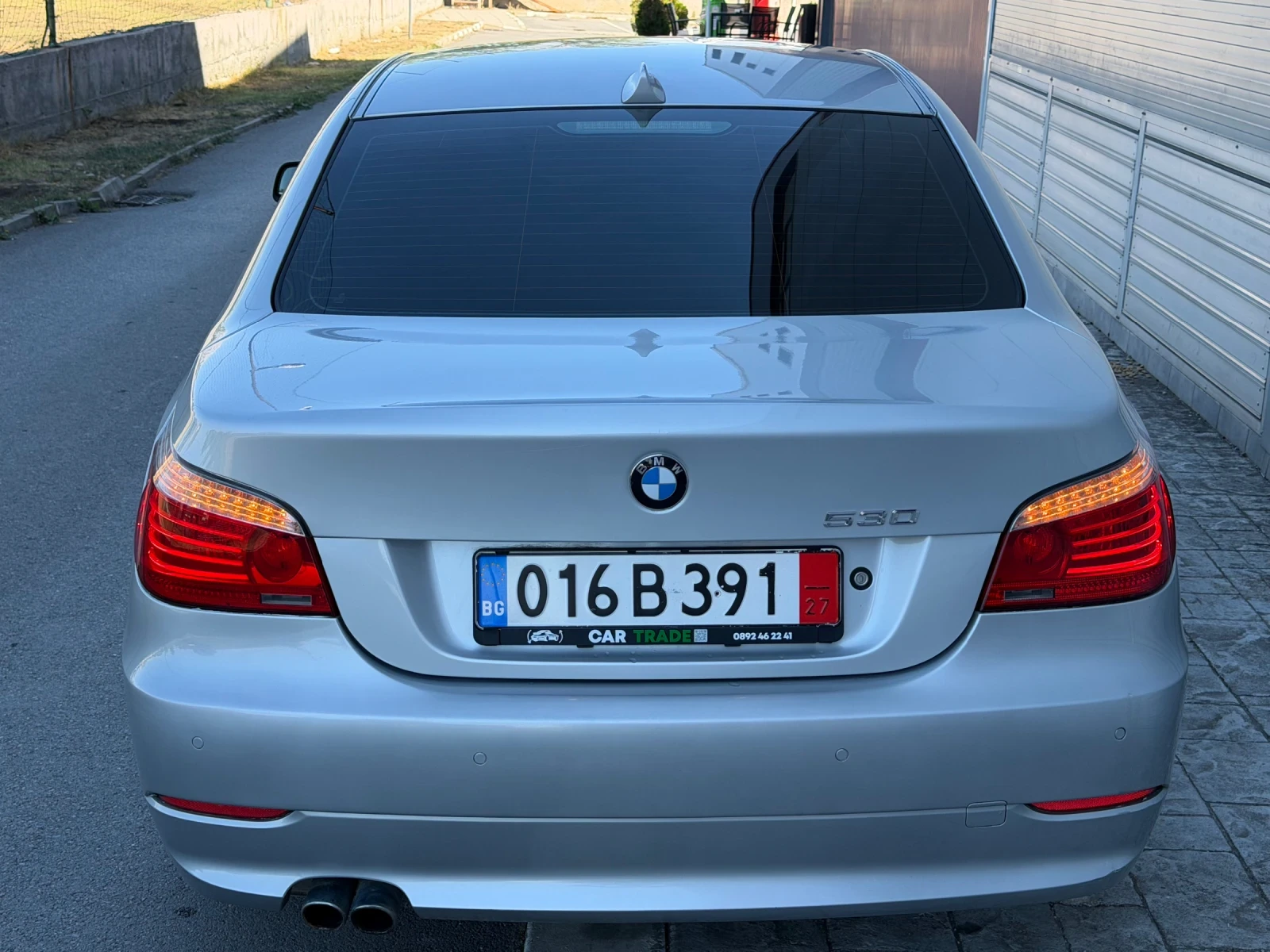 BMW 530 FACE/235/M57/КОЖА/АВТОМАТ/ПРИБИРАНЕ/НОВИ ГУМИ, снимка 3 - Автомобили и джипове - 56118219