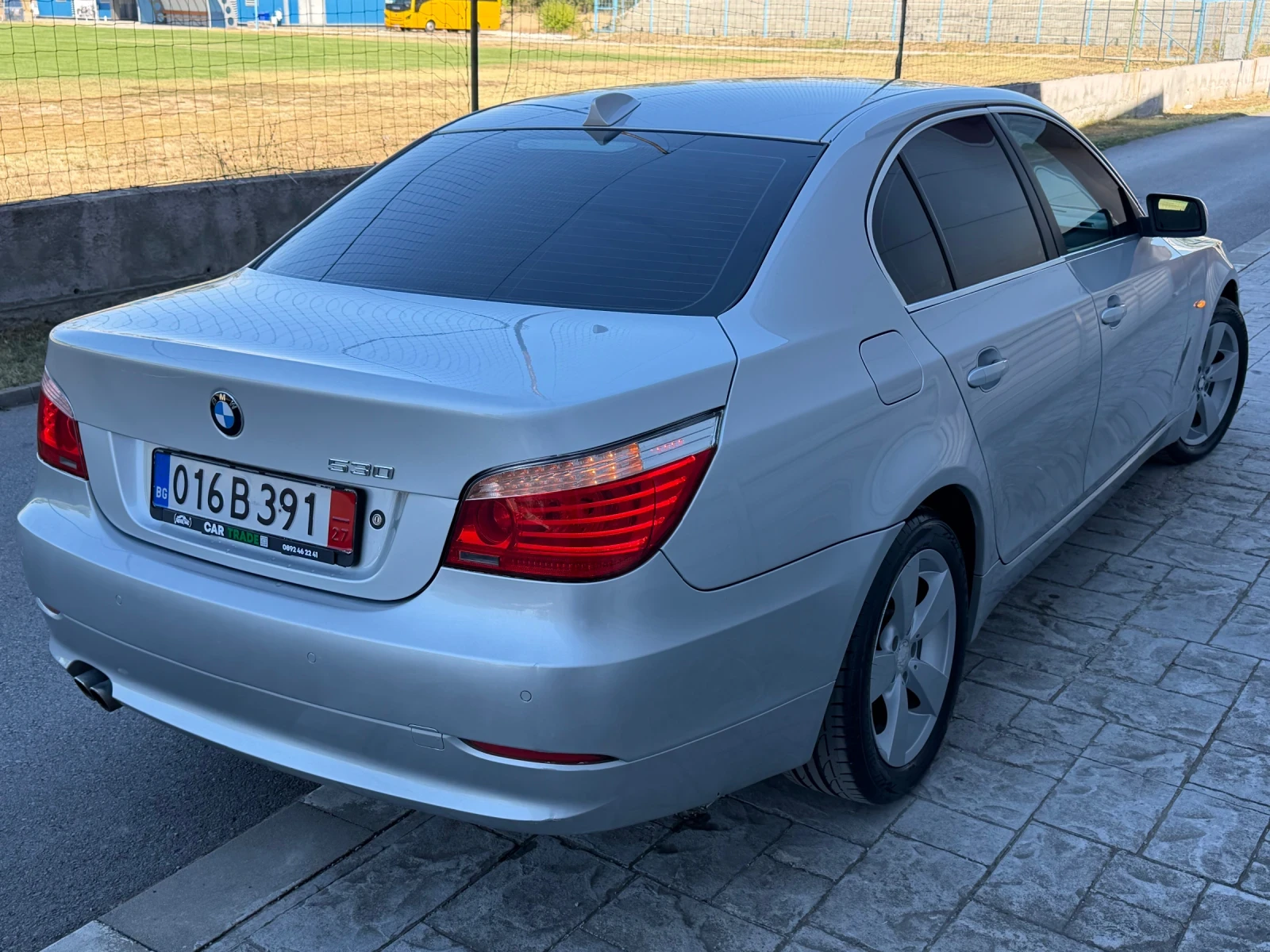 BMW 530 FACE/235/M57/КОЖА/АВТОМАТ/ПРИБИРАНЕ/НОВИ ГУМИ, снимка 4 - Автомобили и джипове - 56118219