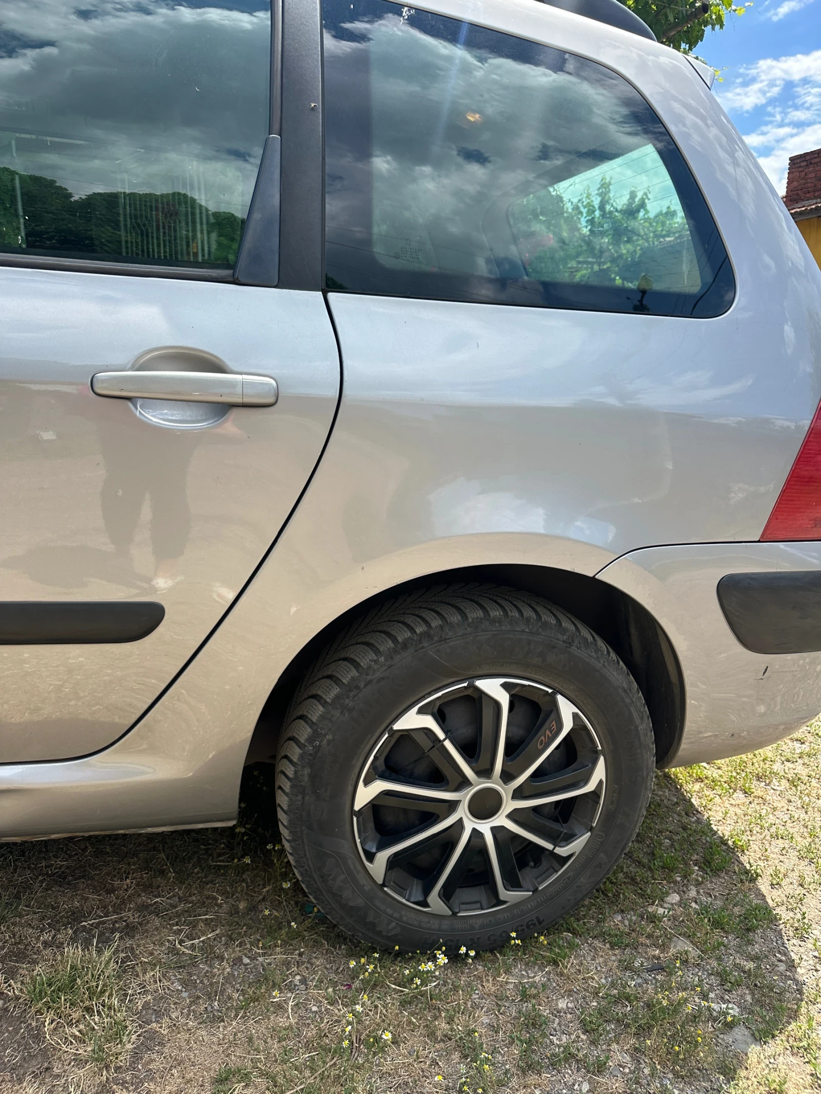 Peugeot 307, снимка 9 - Автомобили и джипове - 56247237