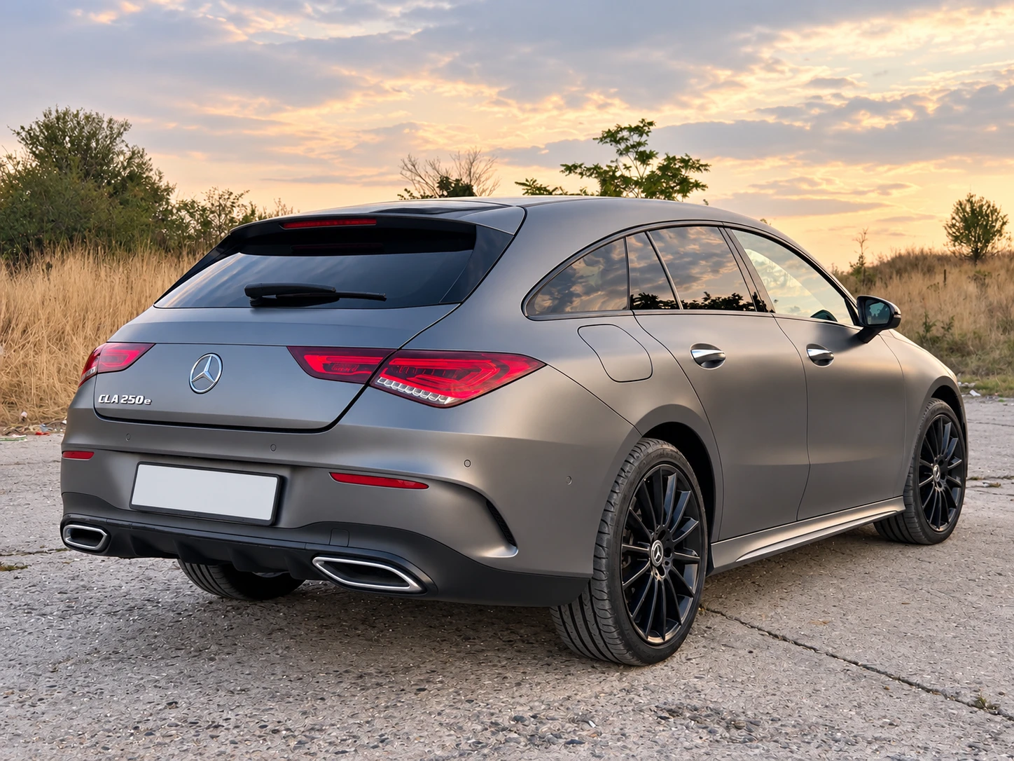 Mercedes-Benz CLA 250 e Shooting Brake AMG Line, снимка 4 - Автомобили и джипове - 56288085