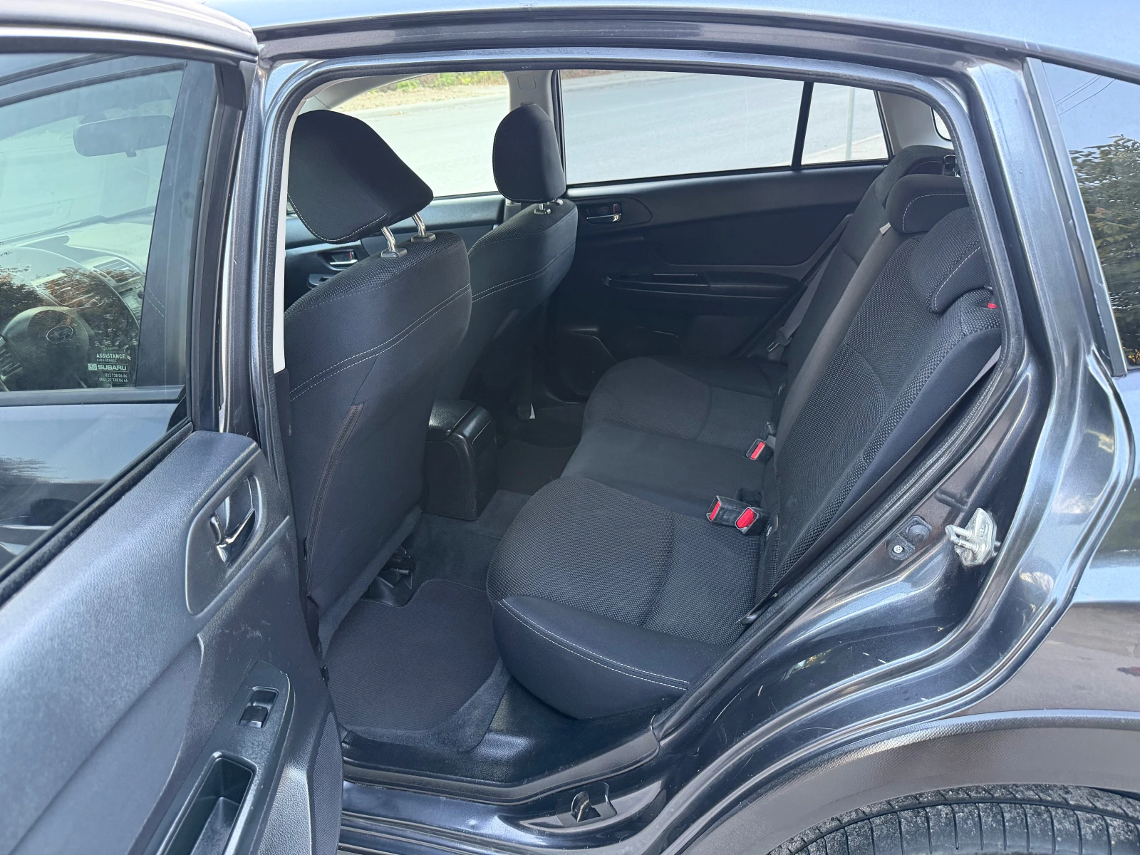 Subaru XV 1.6 4x4, снимка 9 - Автомобили и джипове - 56376642