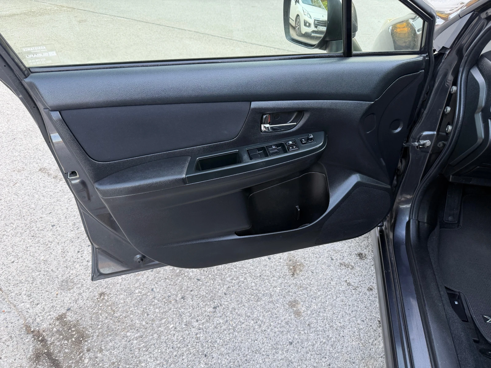 Subaru XV 1.6 4x4, снимка 8 - Автомобили и джипове - 56376642