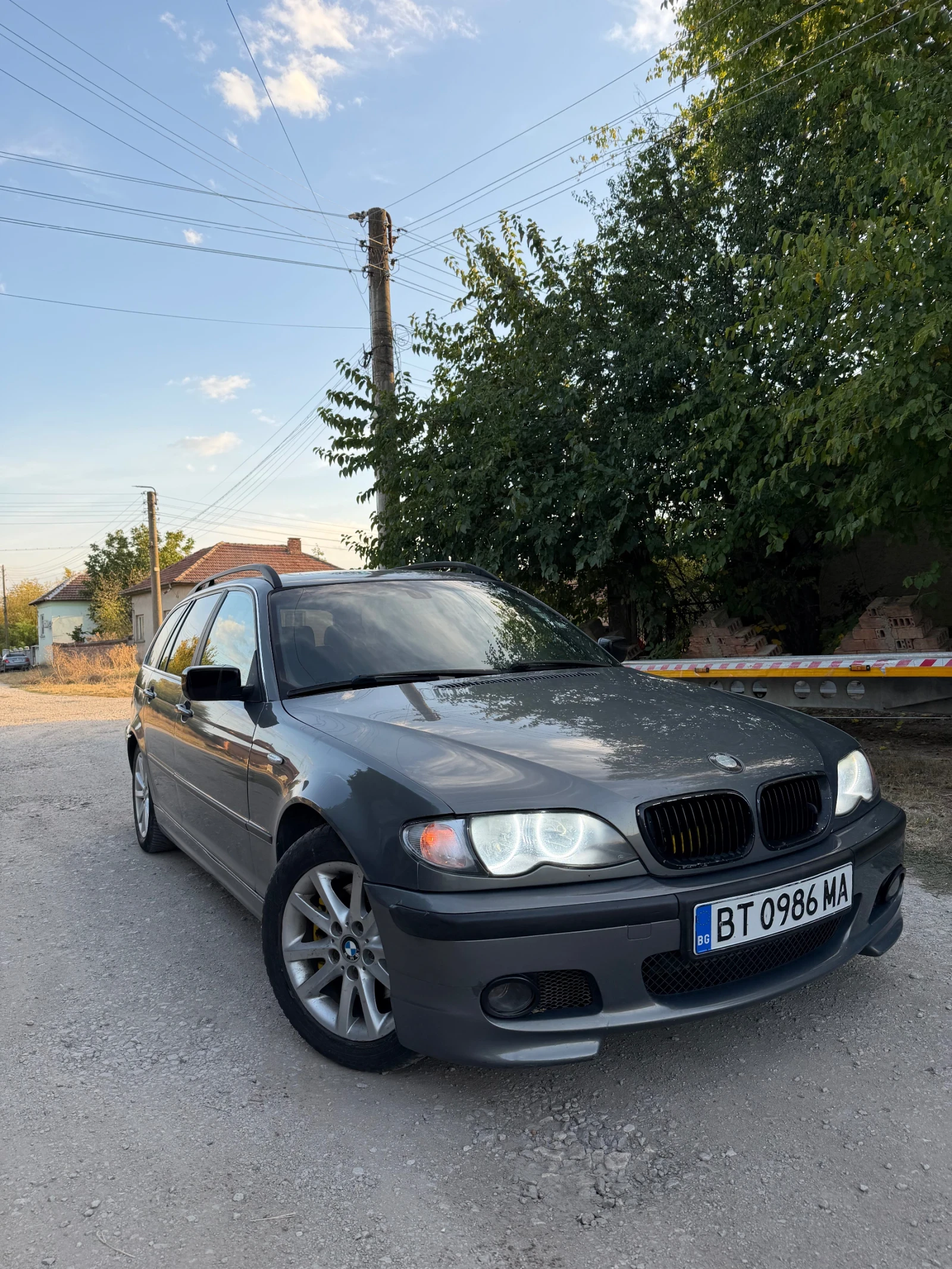 BMW 320, снимка 2 - Автомобили и джипове - 56624974