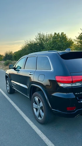 Jeep Grand cherokee 3.6 Overland* ДИСТР* ПАНОРАМА* ОБДУХ* 2 чифта гуми, снимка 3