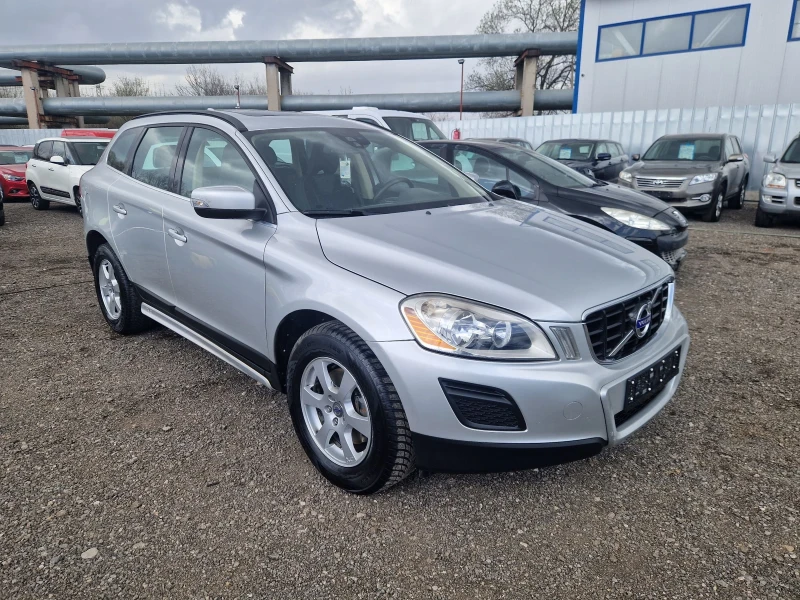 Volvo XC60 2.4D 163ps.D5 AWD ITALIA, снимка 10 - Автомобили и джипове - 49544522