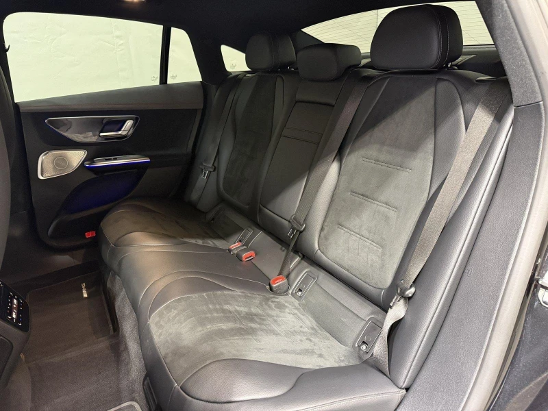 Mercedes-Benz EQE 350 4-MATIC AMG NIGHT AIRMATIC , снимка 14 - Автомобили и джипове - 52509773