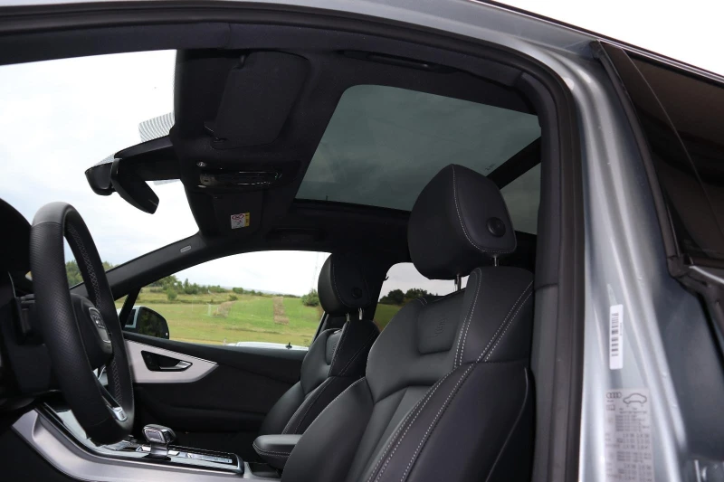 Audi Q7 50TDI* 6+ 1* S-LINE* DISTR* PANO* HEAD-UP* MEMORY*, снимка 3 - Автомобили и джипове - 52746688