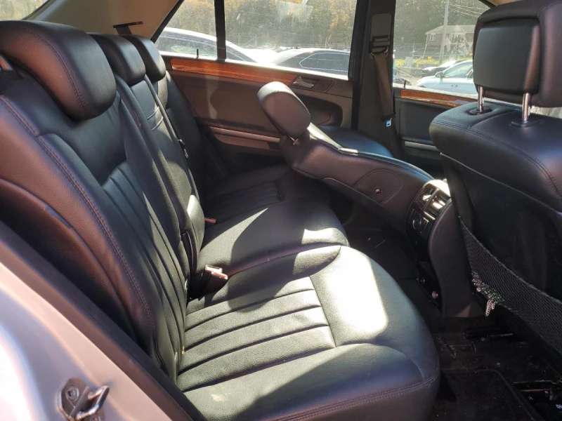 Mercedes-Benz ML 350 350 airmatic, снимка 5 - Автомобили и джипове - 53289986