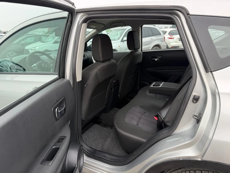 Nissan Qashqai 1.5 DCI TEKNA, снимка 8 - Автомобили и джипове - 52883138