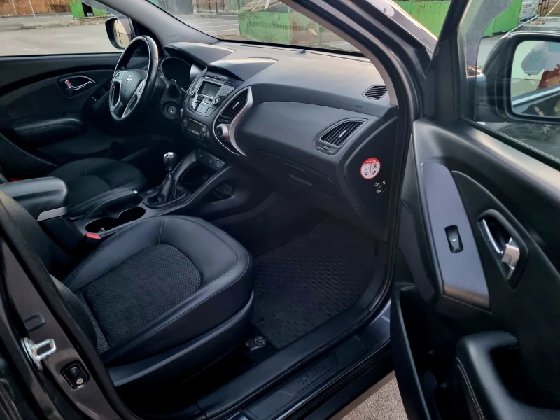 Hyundai IX35 1.6i, 135hp/LPG, снимка 10 - Автомобили и джипове - 53078774