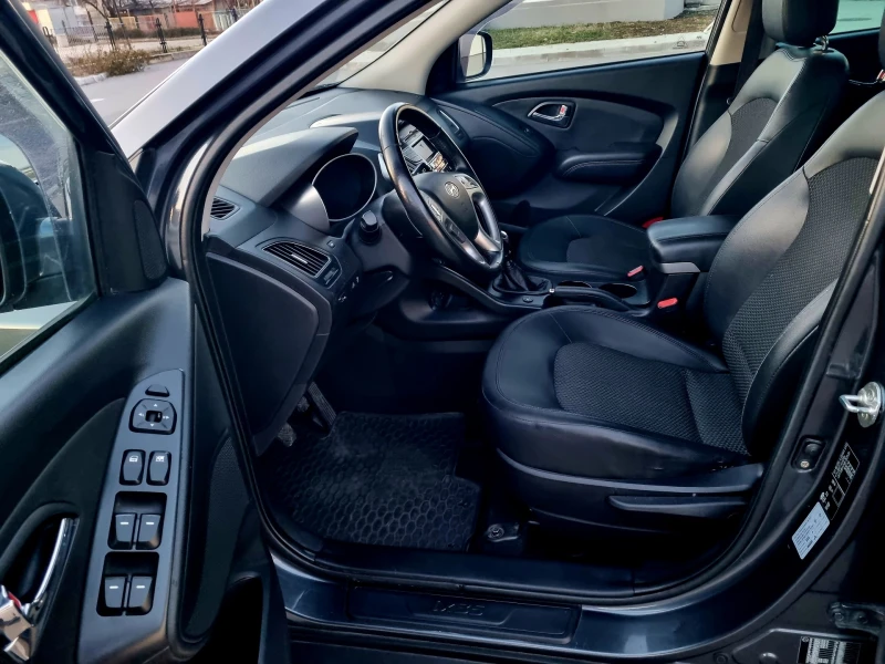 Hyundai IX35 1.6i, 135hp/LPG, снимка 13 - Автомобили и джипове - 53078774