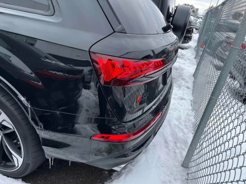 Audi SQ7 * 4.0 TFSI quattro * CARFAX * БЕЗ ПЪРВОНАЧАЛНА ВНО, снимка 4 - Автомобили и джипове - 53214993