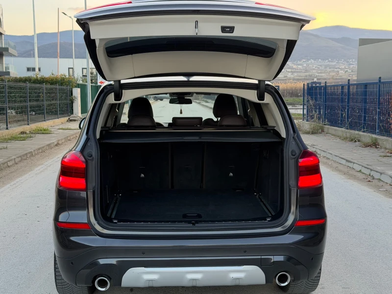 BMW X3 2.0D xDrive/LUXURY/DIGITAL/LASER/ПЪЛНА ИСТОРИЯ!!!!, снимка 4 - Автомобили и джипове - 53340628