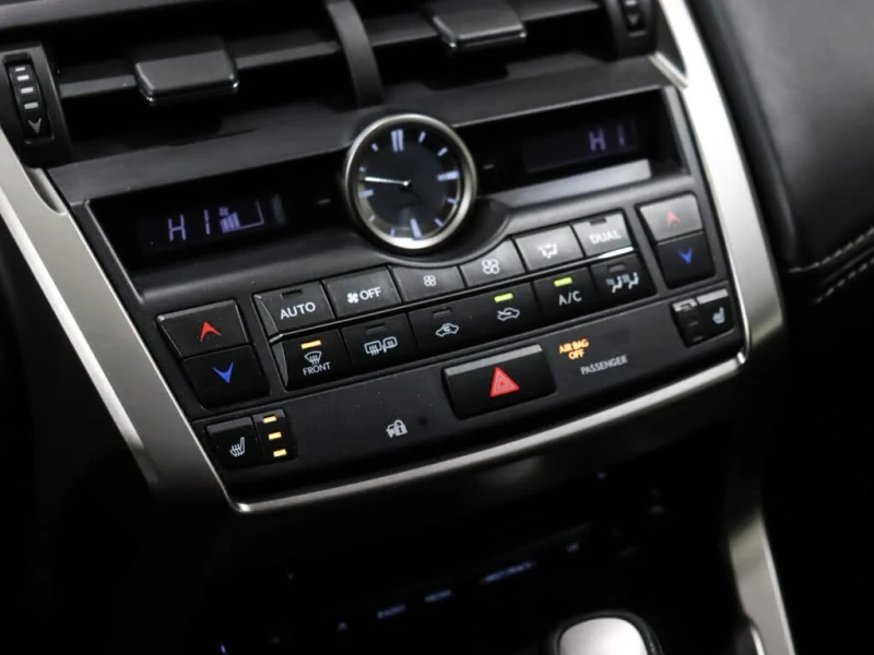 Lexus NX 200t ПОДГРЕВИ * * КАМЕРА * * CARFAX * * АВТО КРЕДИТ * *, снимка 13 - Автомобили и джипове - 53407766