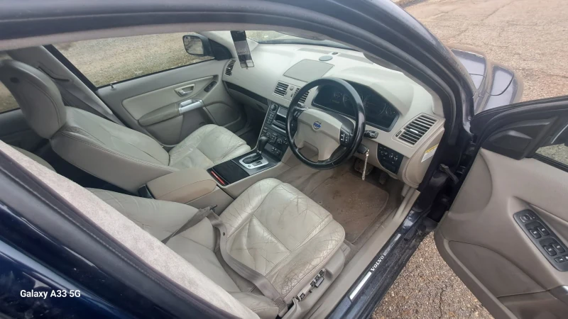 Volvo Xc90 D5 163, снимка 11 - Автомобили и джипове - 53450737