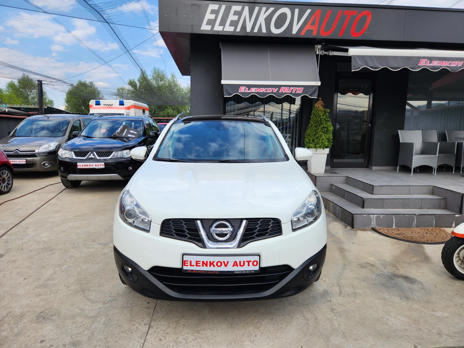 Nissan Qashqai 2.0I-141к.с EURO 5b-НАВИГАЦИЯ-ШВЕЙЦАРИЯ - изображение 2