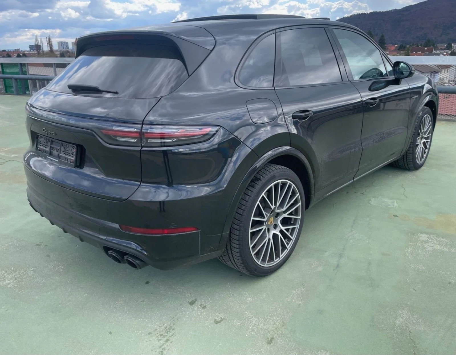 Porsche Cayenne 3.0 E HYBRID PLATINUM EDITION.MATRIX, снимка 3 - Автомобили и джипове - 53881384