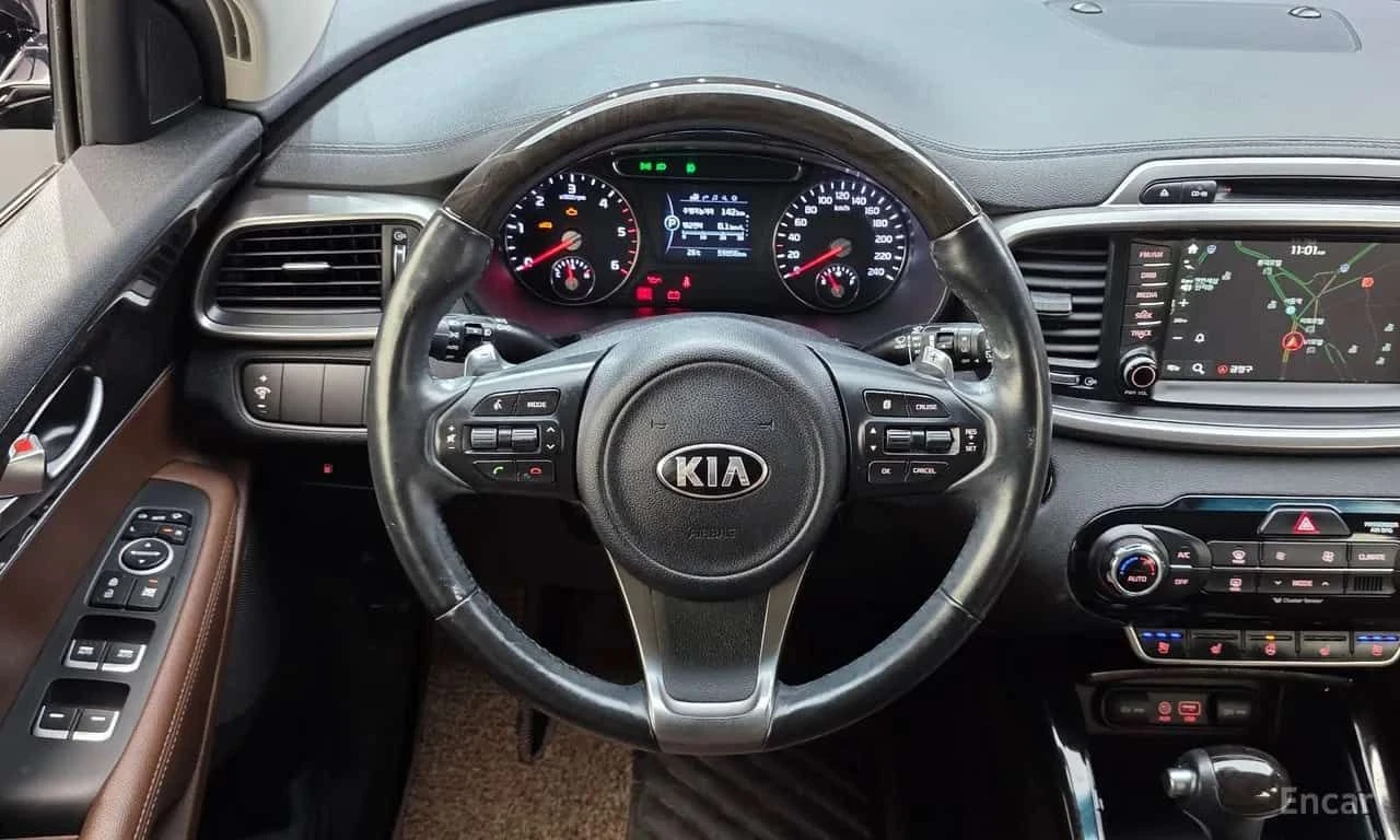 Kia Sorento * Diesel 2.0 2WD * ЦЕНА ДО БГ, снимка 13 - Автомобили и джипове - 55629878
